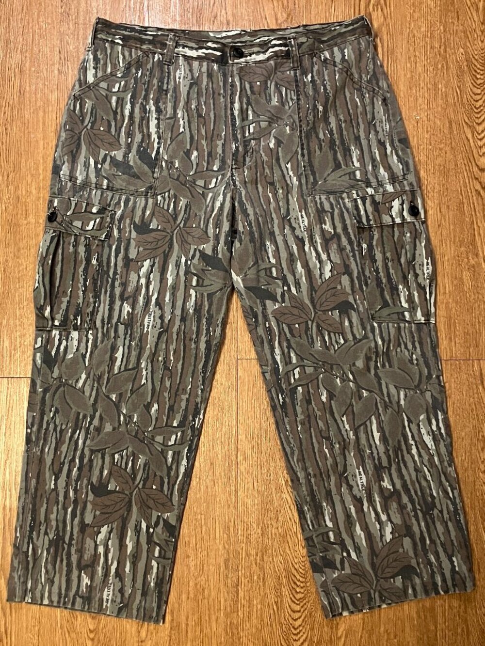 Vintage 90s Liberty Realtree Camo Cargo Pants Made In USA Hunting Wide Leg